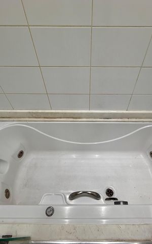 Apartamento para alugar com 160m², 4 quartos e 2 vagas Apartamento para alugar com 160m², 4 quartos e 2 vagasBanheiro Suite 1
