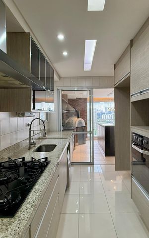 Apartamento para alugar com 160m², 4 quartos e 2 vagas Apartamento para alugar com 160m², 4 quartos e 2 vagasCozinha
