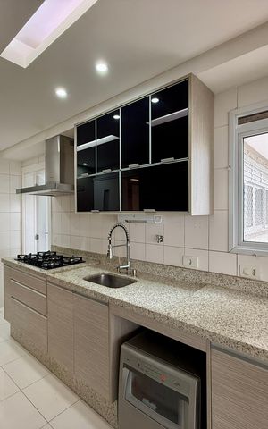 Apartamento para alugar com 160m², 4 quartos e 2 vagas Apartamento para alugar com 160m², 4 quartos e 2 vagasCozinha