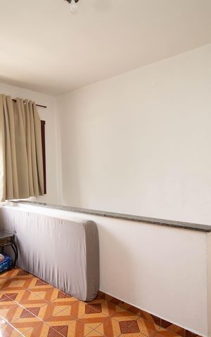 Casa à venda com 160m², 4 quartos e 2 vagasHall entre Quartos