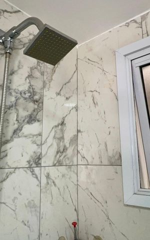 Apartamento à venda com 120m², 2 quartos e 1 vaga Apartamento à venda com 120m², 2 quartos e 1 vagaBanheiro