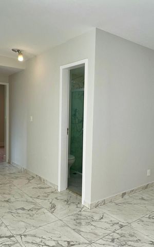 Apartamento à venda com 120m², 2 quartos e 1 vaga Apartamento à venda com 120m², 2 quartos e 1 vagaSala