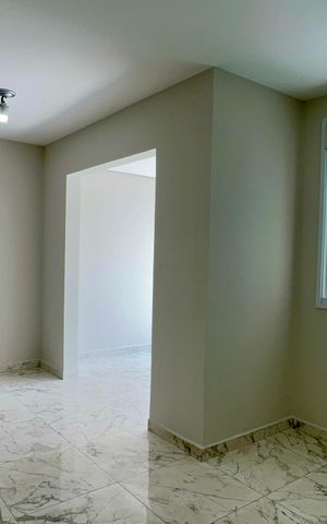Apartamento à venda com 120m², 2 quartos e 1 vaga Apartamento à venda com 120m², 2 quartos e 1 vagaSala