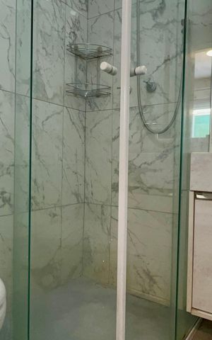 Apartamento à venda com 120m², 2 quartos e 1 vaga Apartamento à venda com 120m², 2 quartos e 1 vagaBanheiro da Suíte