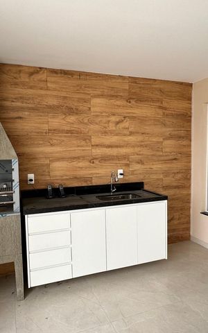 Casa de condomínio para alugar com 300m², 5 quartos e 4 vagasÁrea gourmet 