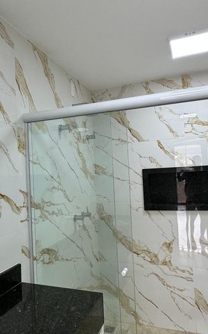 Casa de condomínio para alugar com 300m², 5 quartos e 4 vagasBanheiro quarto 2