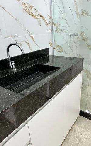 Casa de condomínio para alugar com 300m², 5 quartos e 4 vagasBanheiro quarto 2