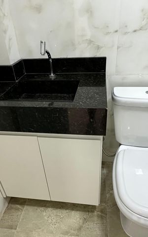 Casa de condomínio para alugar com 300m², 5 quartos e 4 vagasBanheiro 