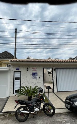 Casa de condomínio para alugar com 300m², 5 quartos e 4 vagasFachada