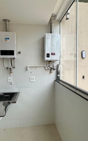 Casa de condomínio para alugar com 300m², 5 quartos e 4 vagasÁrea de Serviço
