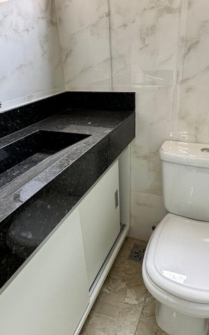 Casa de condomínio para alugar com 300m², 5 quartos e 4 vagasBanheiro quarto 1