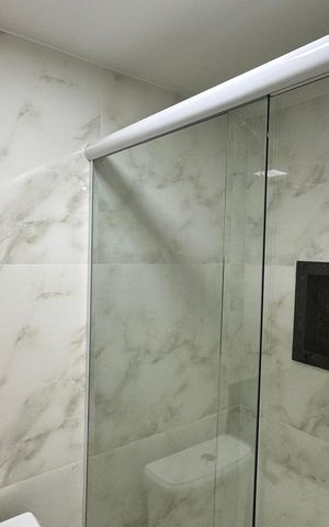 Casa de condomínio para alugar com 300m², 5 quartos e 4 vagasBanheiro