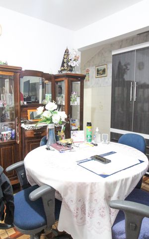 Casa à venda com 107m², 3 quartos e 2 vagas Casa à venda com 107m², 3 quartos e 2 vagasCasa 1 - Sala/Quarto/Cozinha