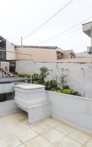 Casa à venda com 107m², 3 quartos e 2 vagas Casa à venda com 107m², 3 quartos e 2 vagasQuintal Superior