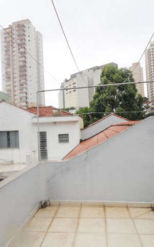 Casa à venda com 107m², 3 quartos e 2 vagas Casa à venda com 107m², 3 quartos e 2 vagasQuintal Superior