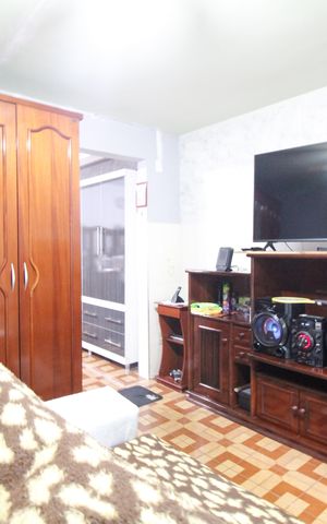 Casa à venda com 107m², 3 quartos e 2 vagas Casa à venda com 107m², 3 quartos e 2 vagasCasa 1 - Sala/Quarto/Cozinha