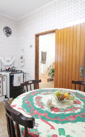 Casa à venda com 107m², 3 quartos e 2 vagas Casa à venda com 107m², 3 quartos e 2 vagasCasa 2 - Cozinha