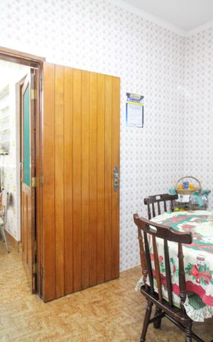 Casa à venda com 107m², 3 quartos e 2 vagas Casa à venda com 107m², 3 quartos e 2 vagasCasa 2 - Cozinha