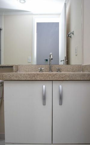 Apartamento à venda com 65m², 2 quartos e 1 vagaBanheiro Social