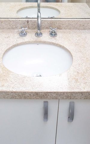 Apartamento à venda com 65m², 2 quartos e 1 vagaBanheiro da Suíte