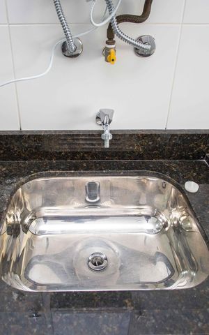 Apartamento à venda com 65m², 2 quartos e 1 vagaÁrea de Serviço