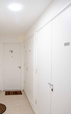 Apartamento à venda com 65m², 2 quartos e 1 vagaHall de entrada