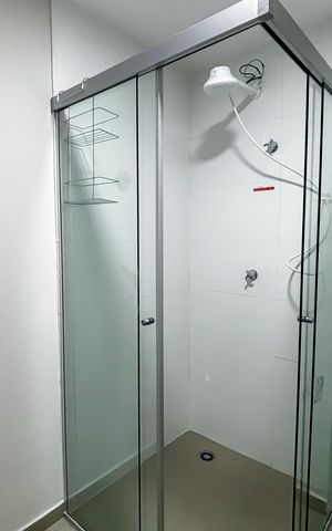 Studio para alugar com 31m², 1 quarto e sem vaga Studio para alugar com 31m², 1 quarto e sem vagaBanheiro social