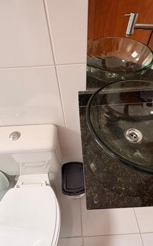 Apartamento à venda com 150m², 3 quartos e 2 vagas Apartamento à venda com 150m², 3 quartos e 2 vagasBanheiro