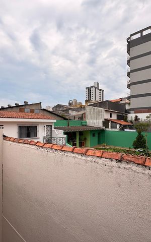 Apartamento à venda com 150m², 3 quartos e 2 vagas Apartamento à venda com 150m², 3 quartos e 2 vagasVistas da cobertura