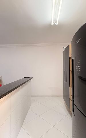 Apartamento à venda com 150m², 3 quartos e 2 vagas Apartamento à venda com 150m², 3 quartos e 2 vagasCozinha