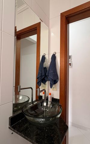 Apartamento à venda com 150m², 3 quartos e 2 vagas Apartamento à venda com 150m², 3 quartos e 2 vagasBanheiro