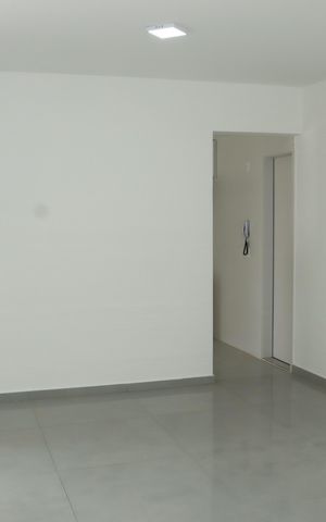 Apartamento para alugar com 85m², 2 quartos e 1 vagaSala