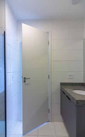 Apartamento para alugar com 55m², 2 quartos e 1 vaga Apartamento para alugar com 55m², 2 quartos e 1 vagaBanheiro da Suíte 2