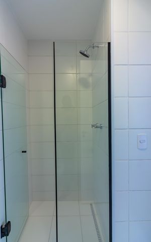 Apartamento para alugar com 55m², 2 quartos e 1 vaga Apartamento para alugar com 55m², 2 quartos e 1 vagaBanheiro da Suíte 2