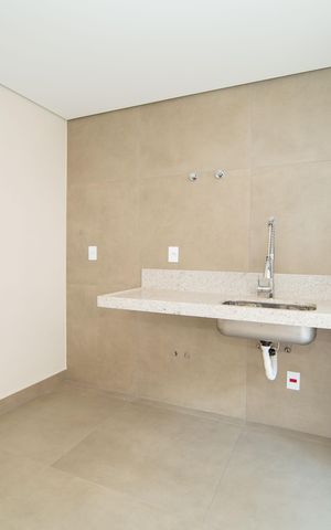 Apartamento à venda com 83m², 3 quartos e 2 vagasCOZINHA