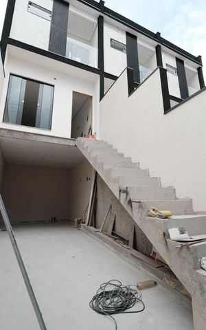 Casa à venda com 112m², 3 quartos e 1 vagaGaragem