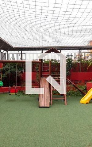 Apartamento à venda com 80m², 3 quartos e 2 vagasÁrea comum - Playground