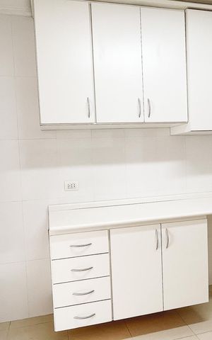 Apartamento à venda com 80m², 3 quartos e 2 vagas Apartamento à venda com 80m², 3 quartos e 2 vagasCozinha