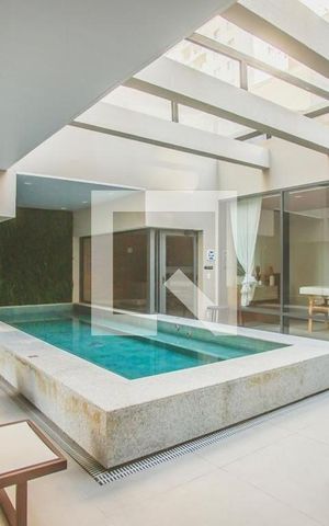 Studio para alugar com 29m², 1 quarto e sem vaga Studio para alugar com 29m², 1 quarto e sem vagaPiscina