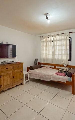 Casa à venda com 95m², 2 quartos e 1 vaga Casa à venda com 95m², 2 quartos e 1 vagaSala