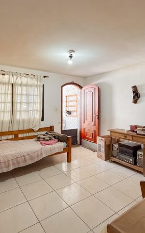 Casa à venda com 95m², 2 quartos e 1 vaga Casa à venda com 95m², 2 quartos e 1 vagaSala
