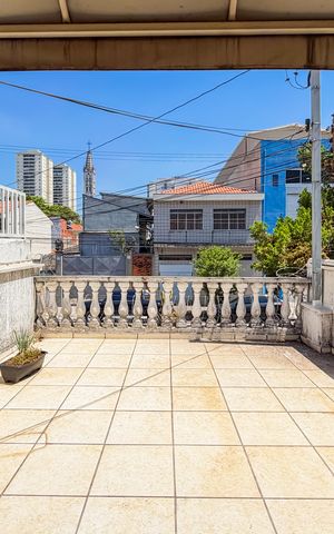 Casa à venda com 95m², 2 quartos e 1 vaga Casa à venda com 95m², 2 quartos e 1 vagaTerraço