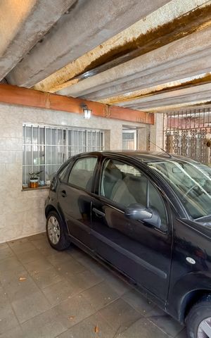 Casa à venda com 95m², 2 quartos e 1 vaga Casa à venda com 95m², 2 quartos e 1 vagaGaragem