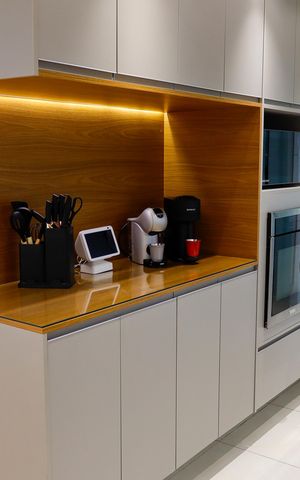 Apartamento à venda com 113m², 3 quartos e 3 vagas Apartamento à venda com 113m², 3 quartos e 3 vagasCozinha