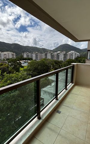 Apartamento à venda com 65m², 2 quartos e 1 vaga Apartamento à venda com 65m², 2 quartos e 1 vagaVaranda