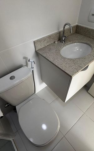 Apartamento à venda com 65m², 2 quartos e 1 vaga Apartamento à venda com 65m², 2 quartos e 1 vagaBanheiro