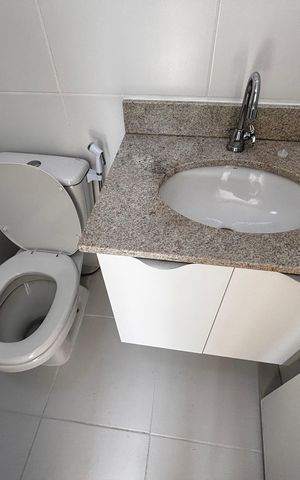 Apartamento à venda com 65m², 2 quartos e 1 vaga Apartamento à venda com 65m², 2 quartos e 1 vagaBanheiro da Suíte