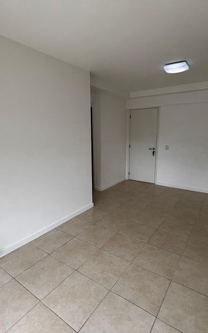Apartamento à venda com 65m², 2 quartos e 1 vaga Apartamento à venda com 65m², 2 quartos e 1 vagaSala