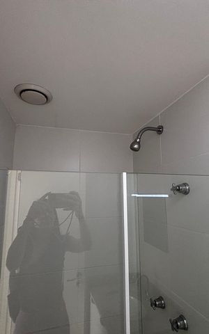 Apartamento à venda com 65m², 2 quartos e 1 vaga Apartamento à venda com 65m², 2 quartos e 1 vagaBanheiro da Suíte