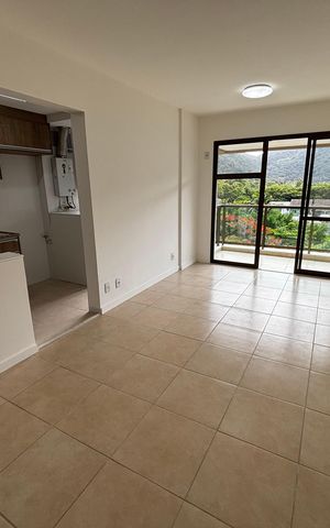 Apartamento à venda com 65m², 2 quartos e 1 vaga Apartamento à venda com 65m², 2 quartos e 1 vagaSala